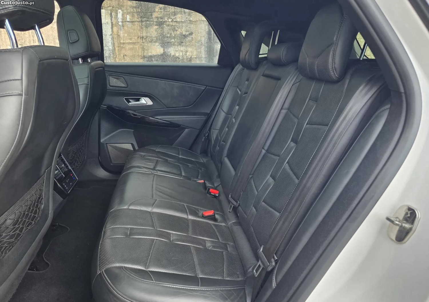 DS 7 7 Crossback 2.0 BlueHDi So Chic Opera EAT8 — fotografia 7