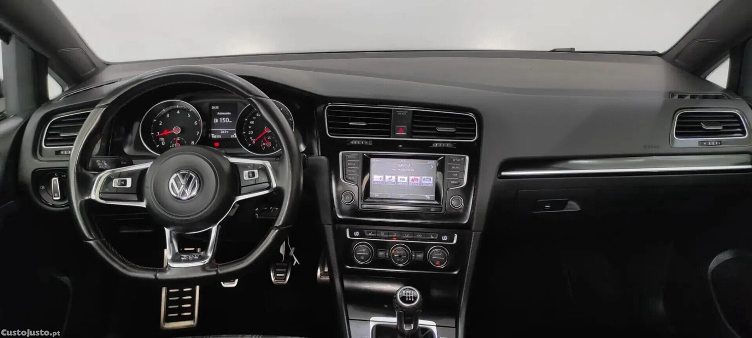 Volkswagen Golf GTI BlueMotion — fotografia 8