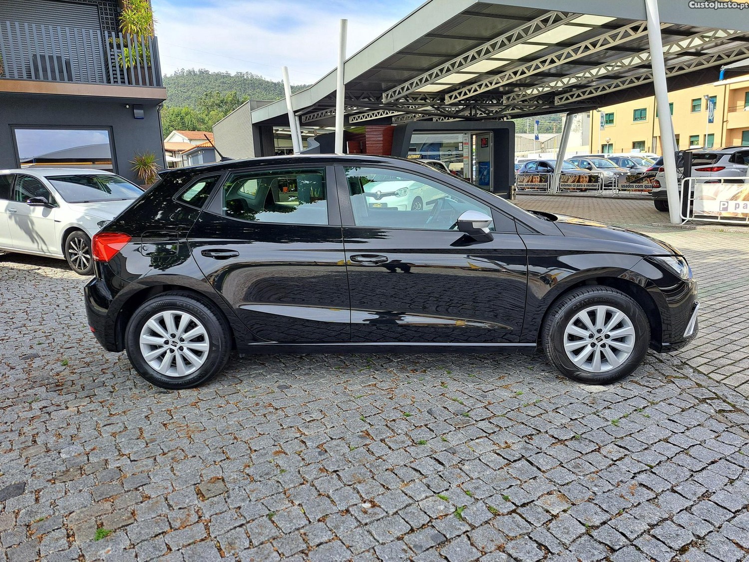 SEAT Ibiza 1.0 TSI Reference — fotografia 25
