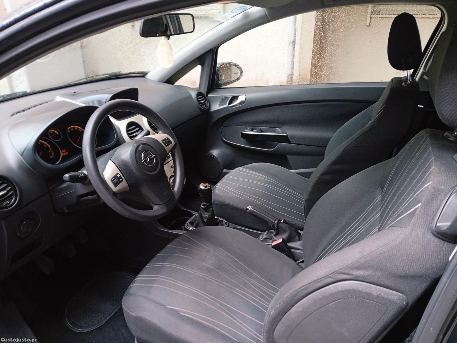 Opel Corsa Carro — fotografia 4