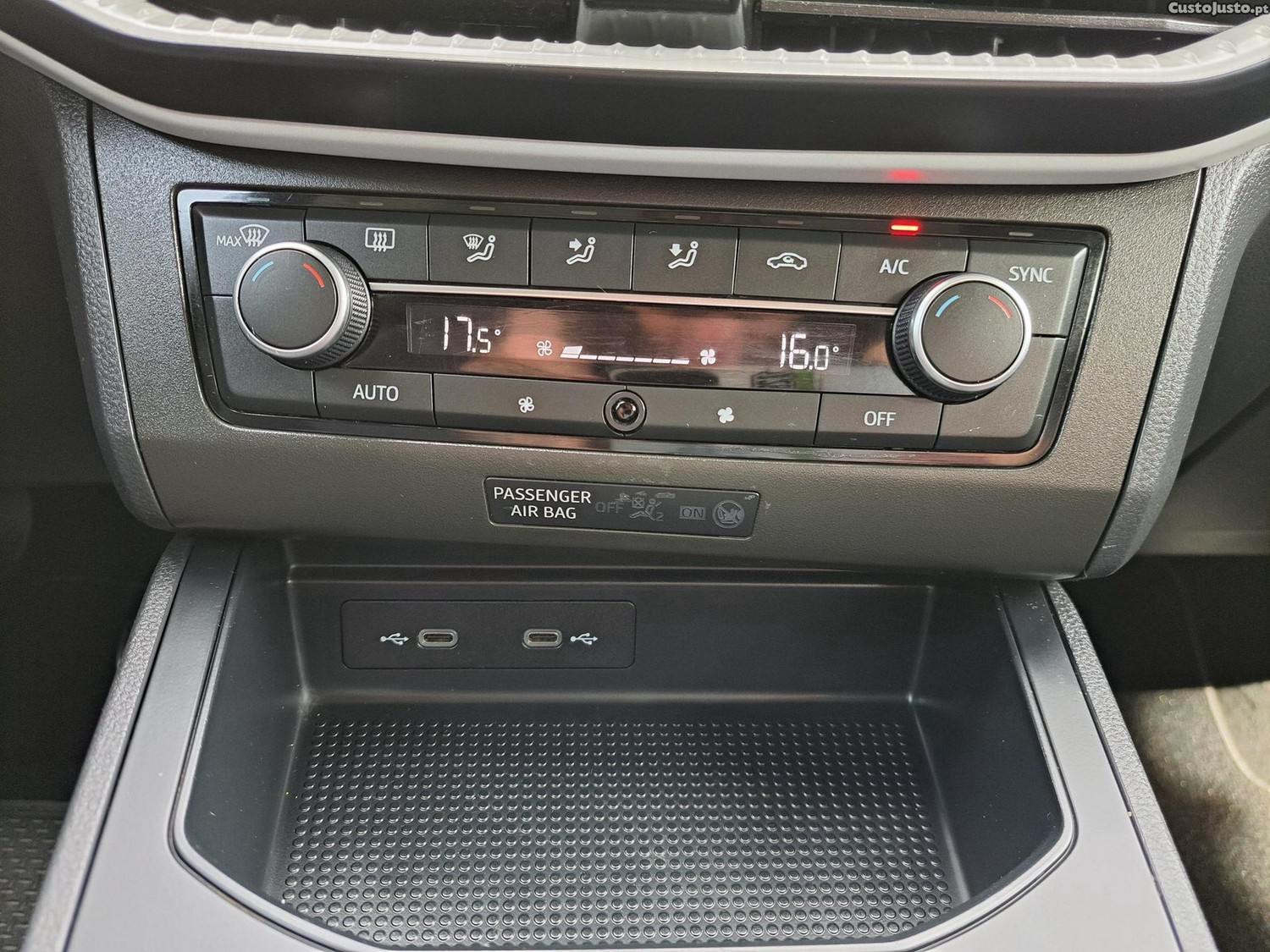 SEAT Ibiza 1.0 TSI Reference — fotografia 16