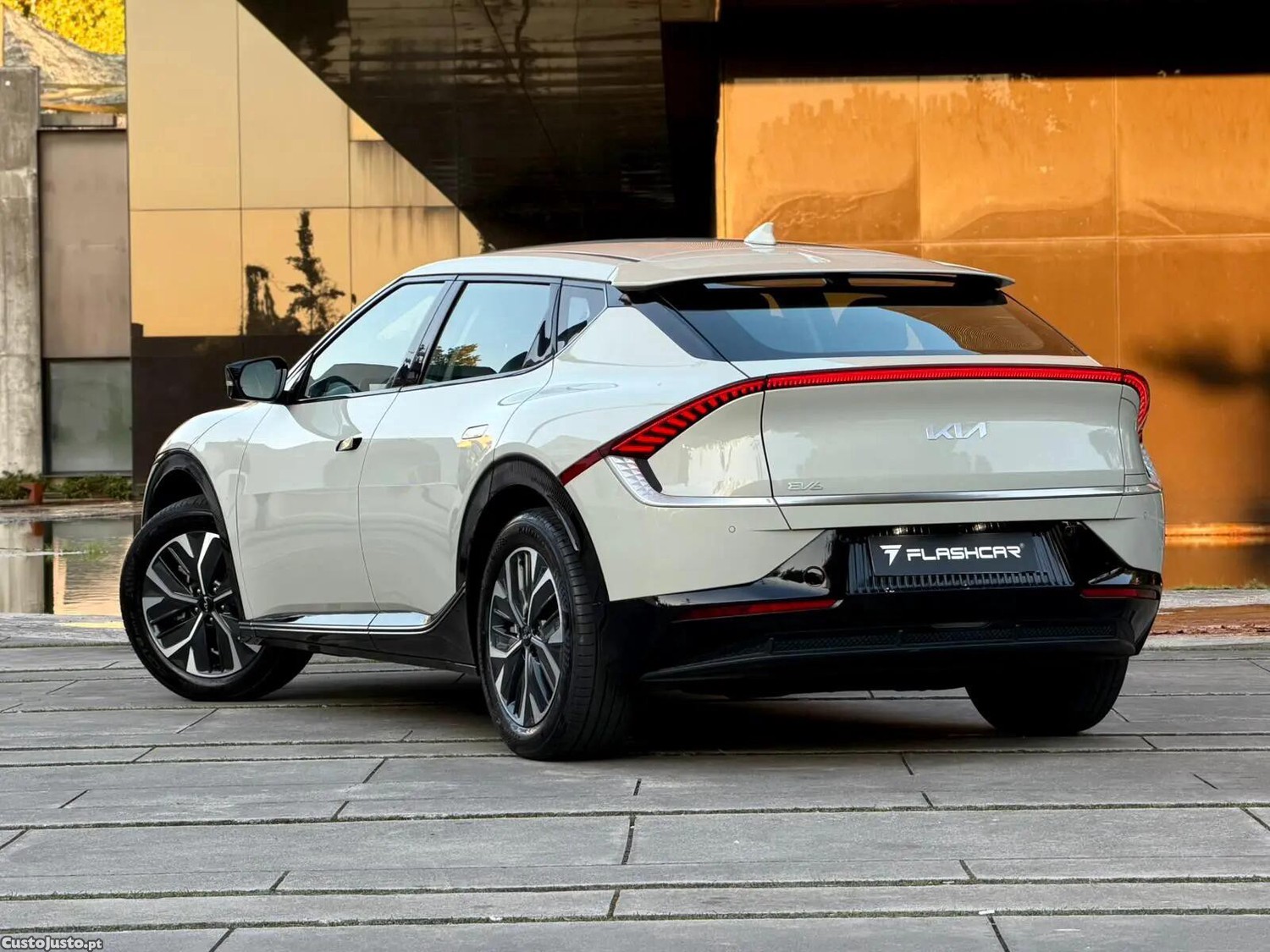 Kia EV6 Tech — fotografia 18