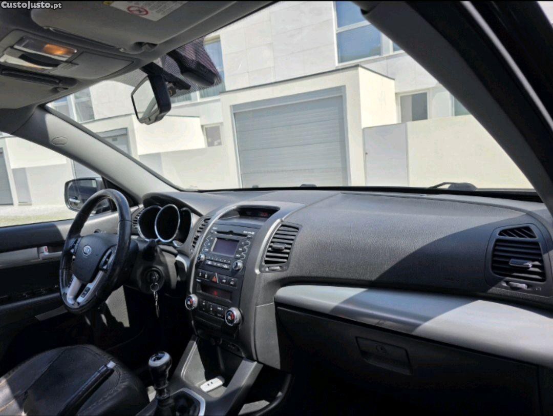 Kia Sorento 7 lugares TX — fotografia 4
