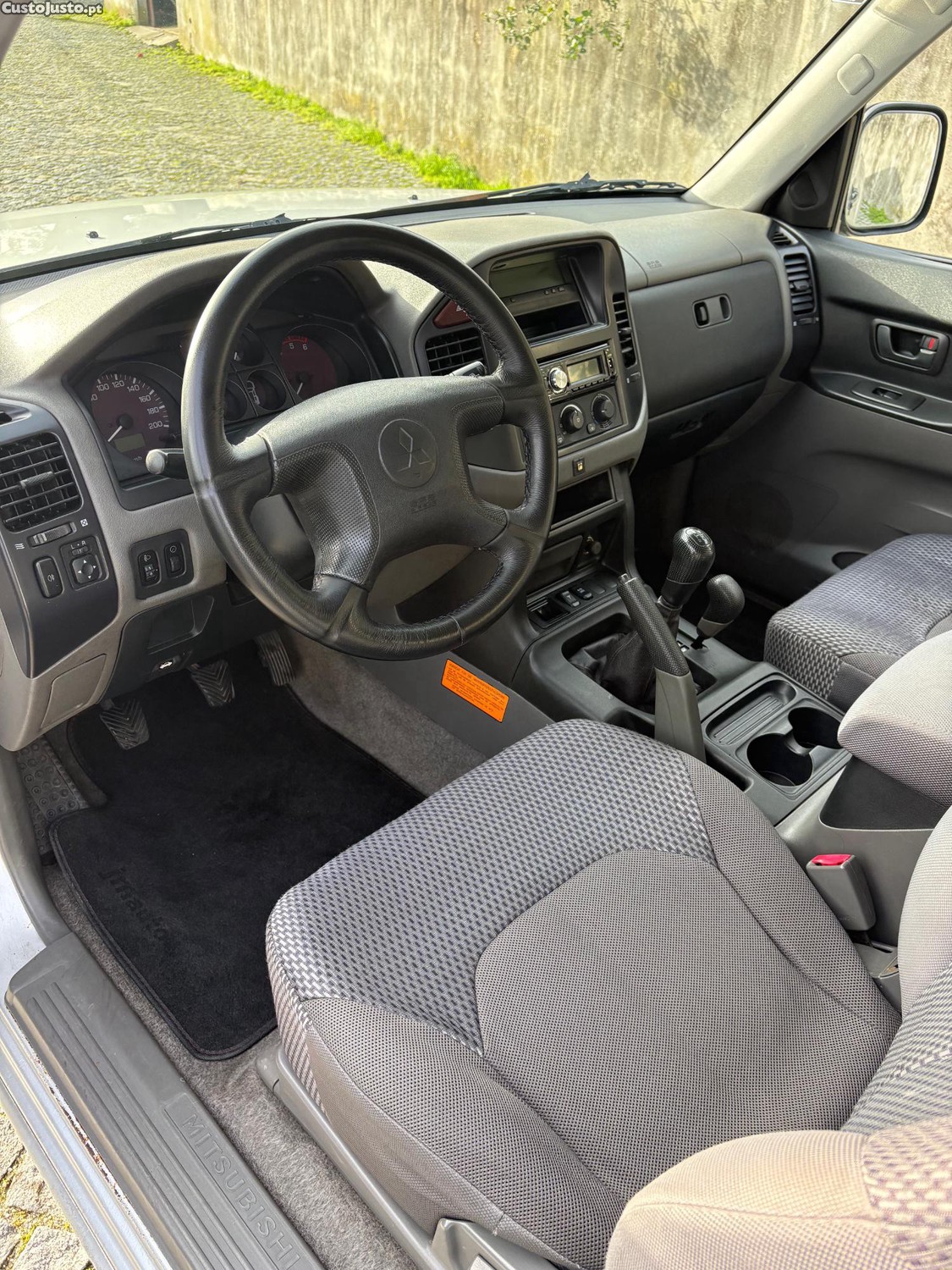 Mitsubishi Pajero GLS 3.2 DiD 165cv — fotografia 14