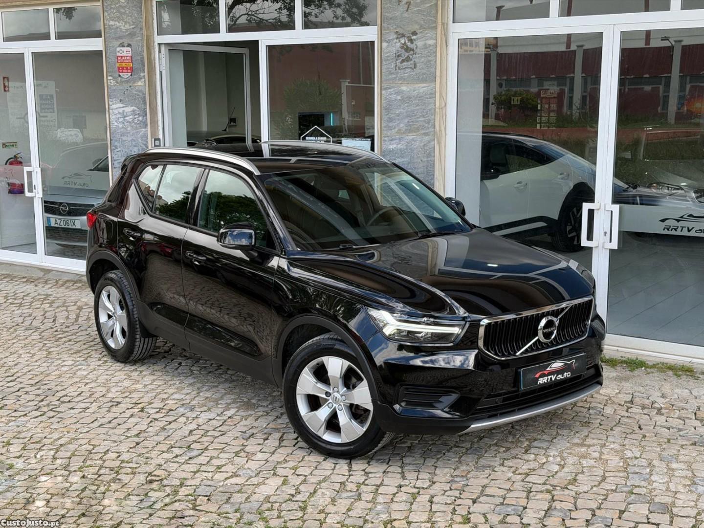 Volvo XC 40 2.0 D3 Momentum Plus — fotografia 24