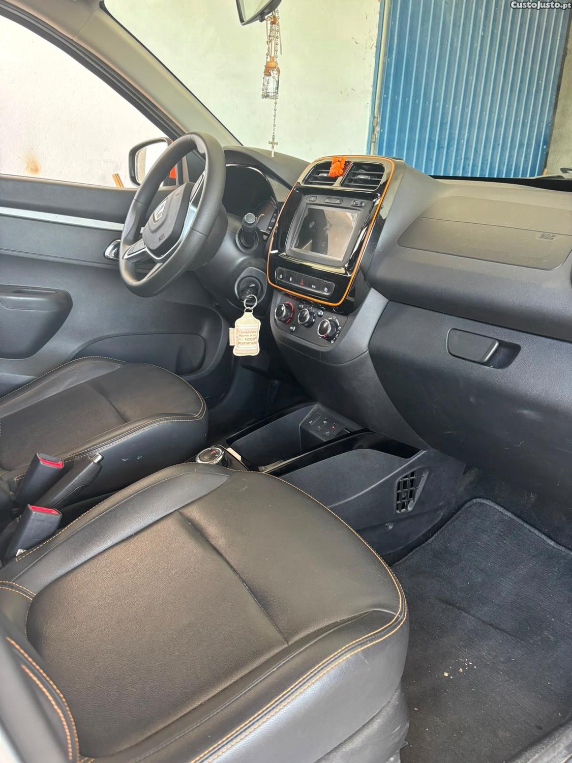 Dacia Spring Confort Plus — fotografia 3