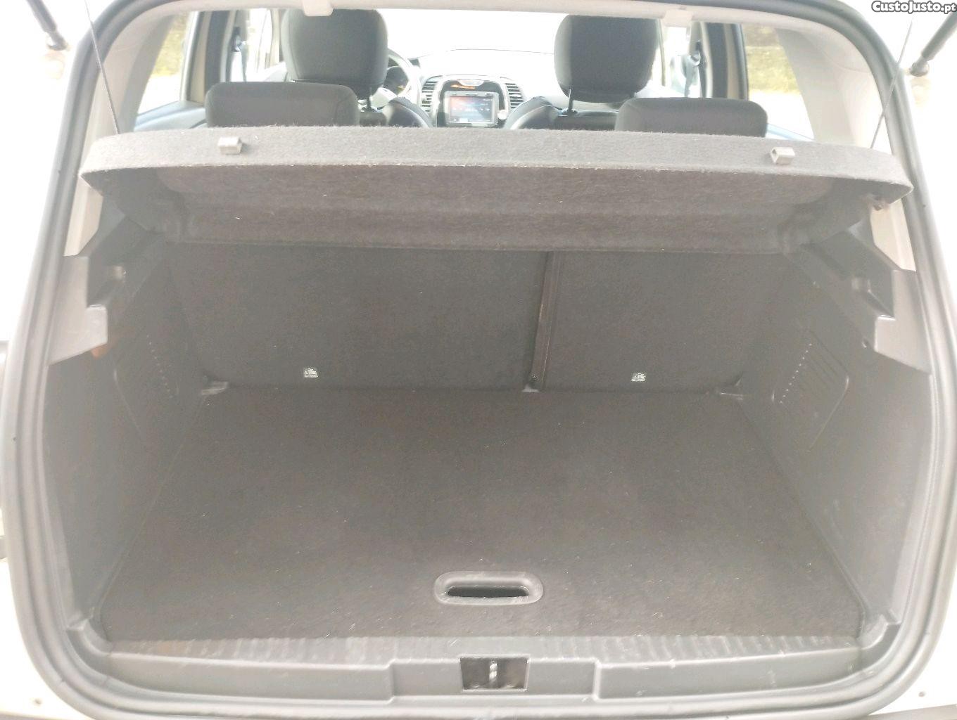 Renault Captur 1.2 Tce — fotografia 4