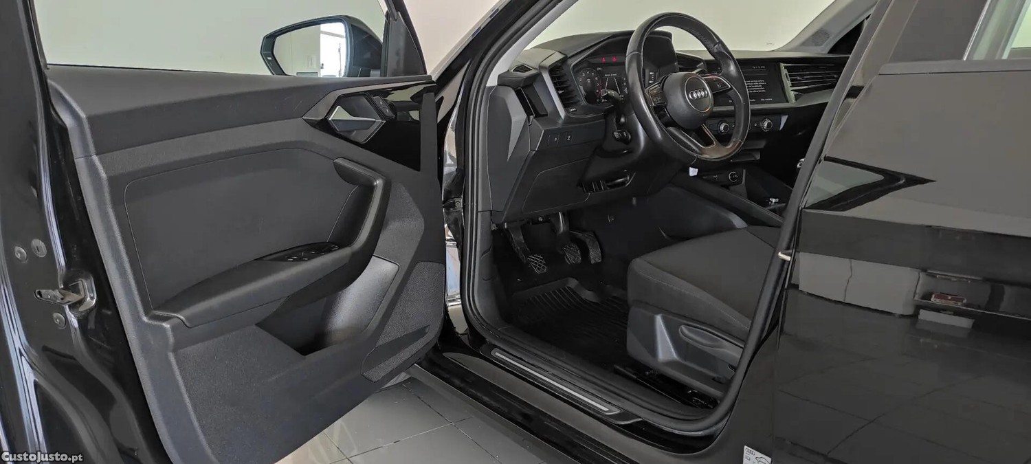 Audi A1 25 TFSI — fotografia 17