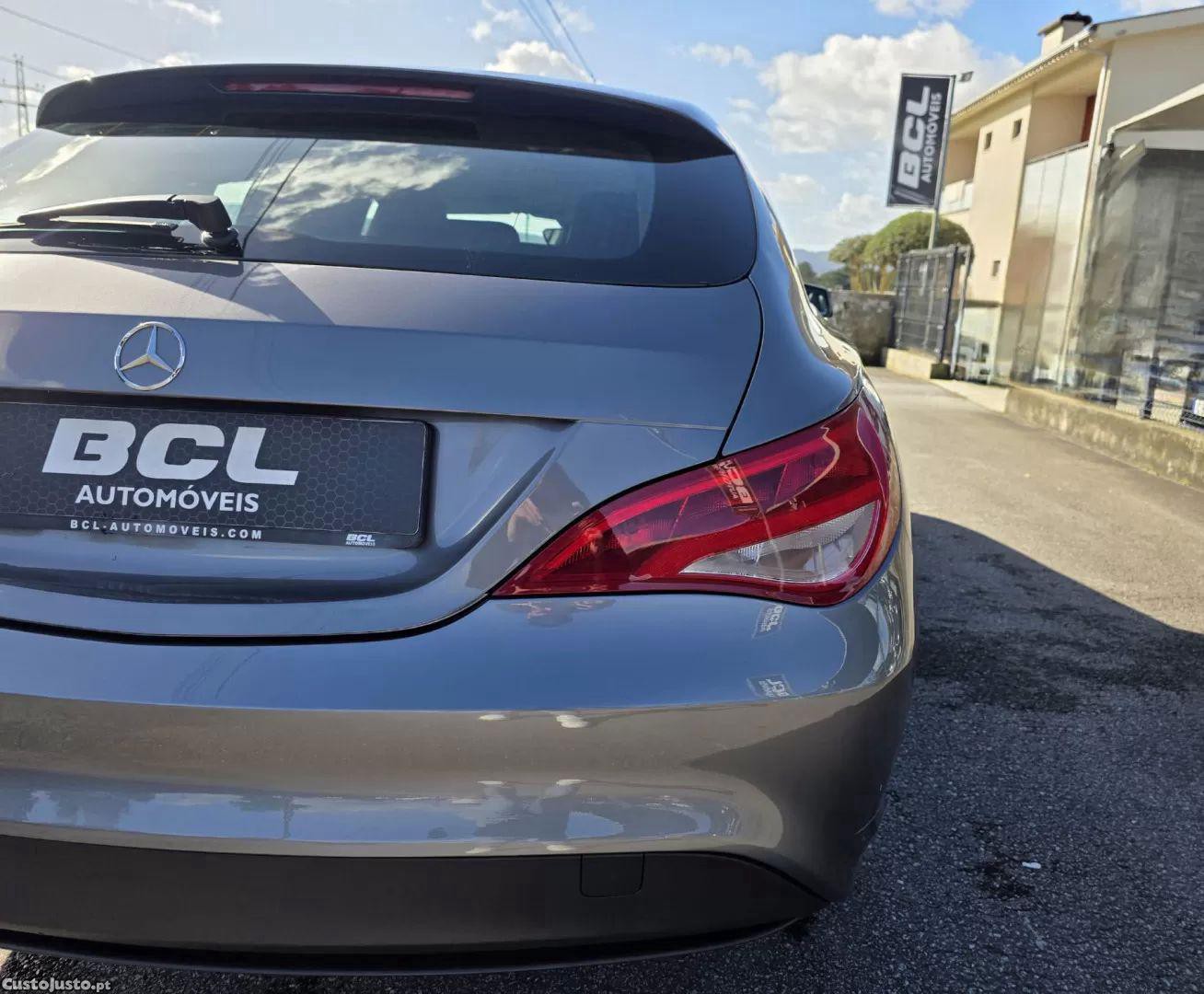Mercedes-Benz CLA 180 D — fotografia 16