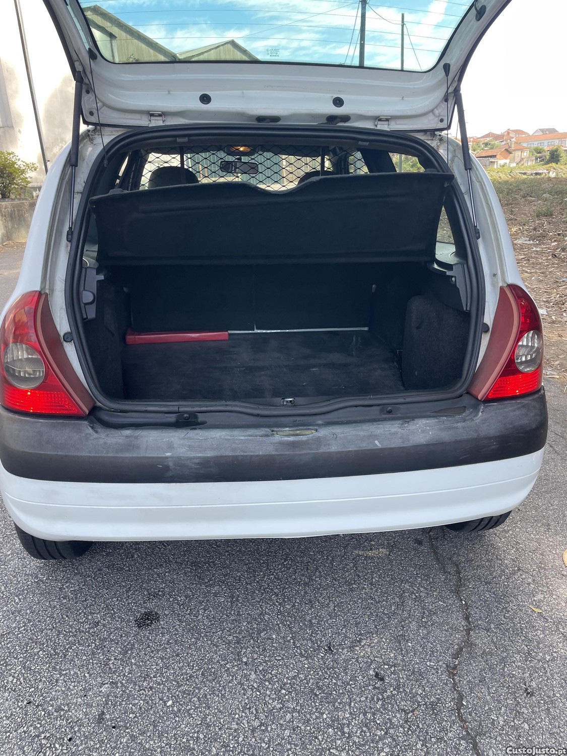 Renault Clio Hatchback — fotografia 4