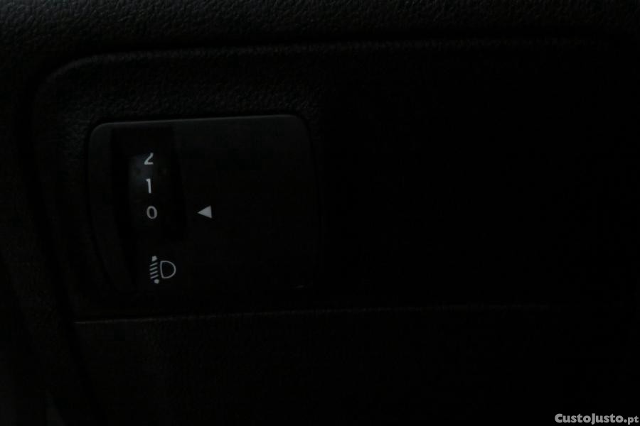 Renault Mégane 1.5 Blue dCi Limited — fotografia 7
