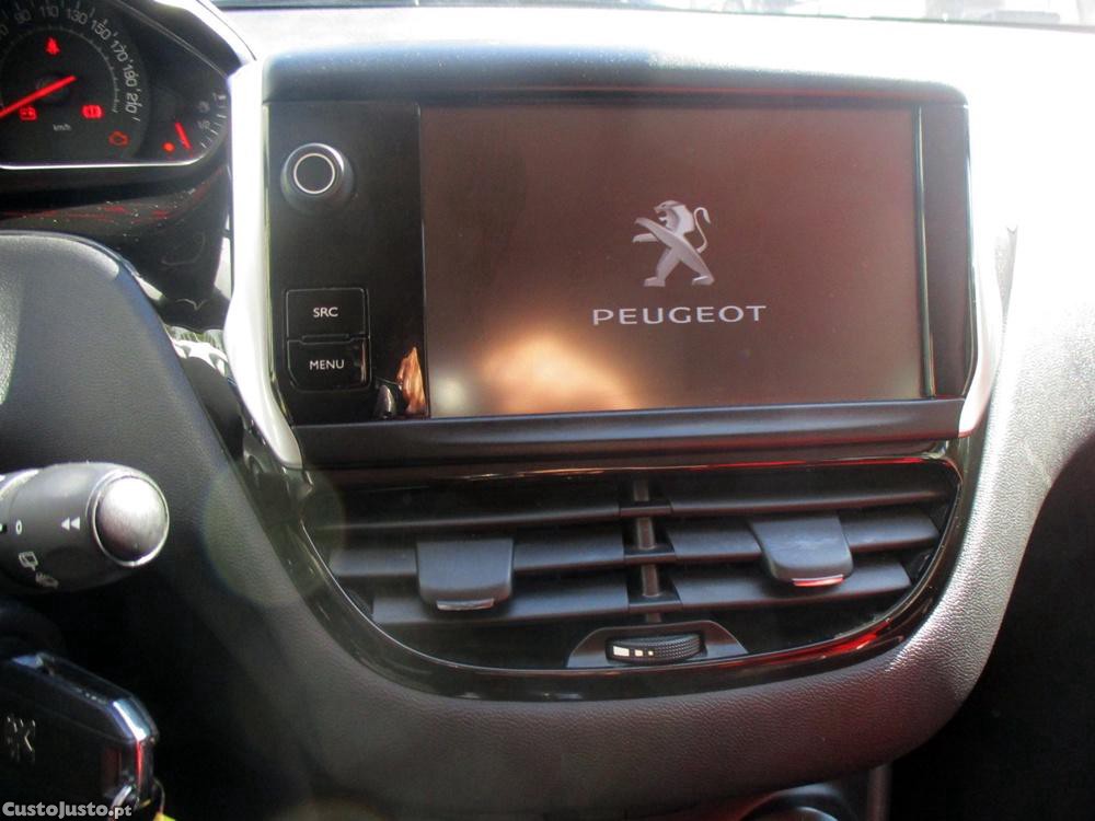 Peugeot 208 1.2 VTi Style — fotografia 13