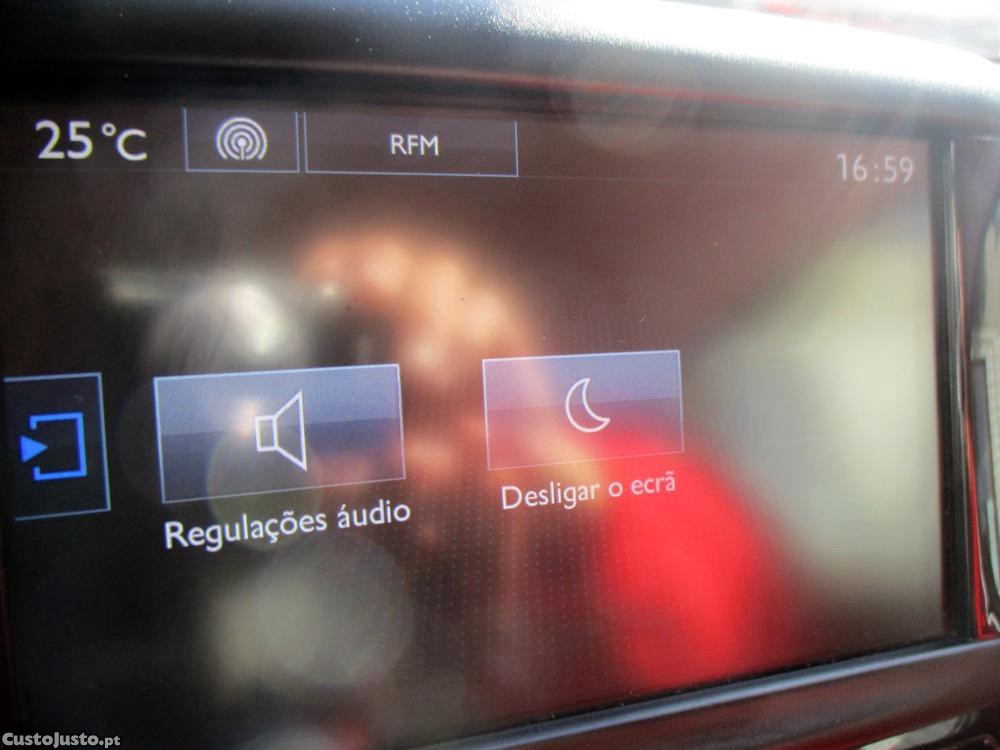 Peugeot 208 1.2 VTi Style — fotografia 9