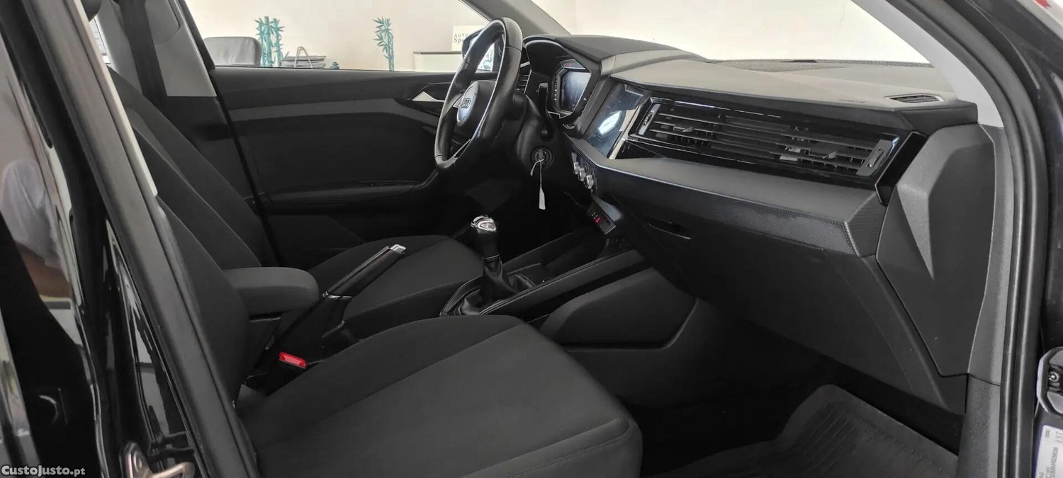 Audi A1 25 TFSI — fotografia 25