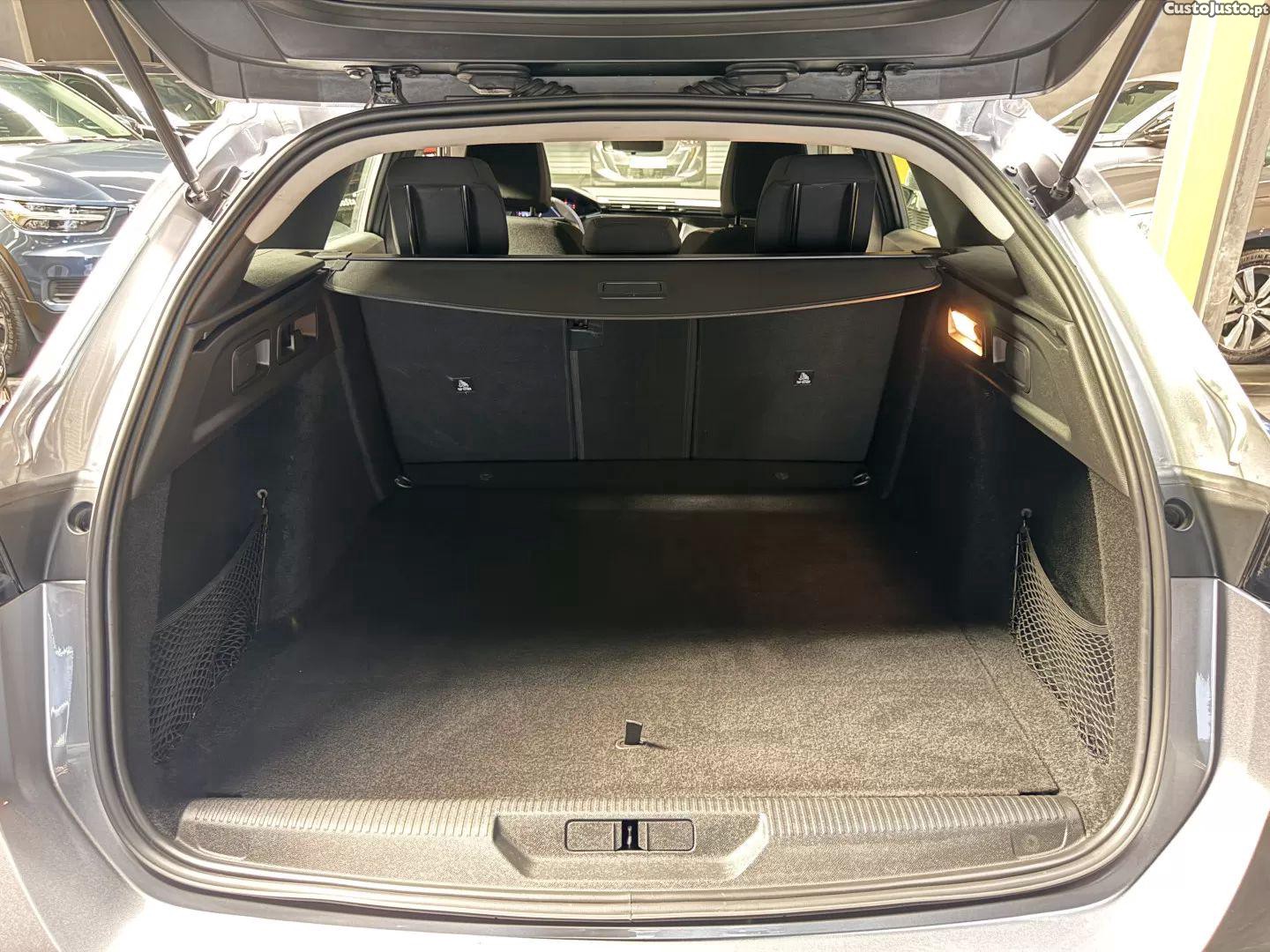 Peugeot 308 1.2 puretech active pack — fotografia 4
