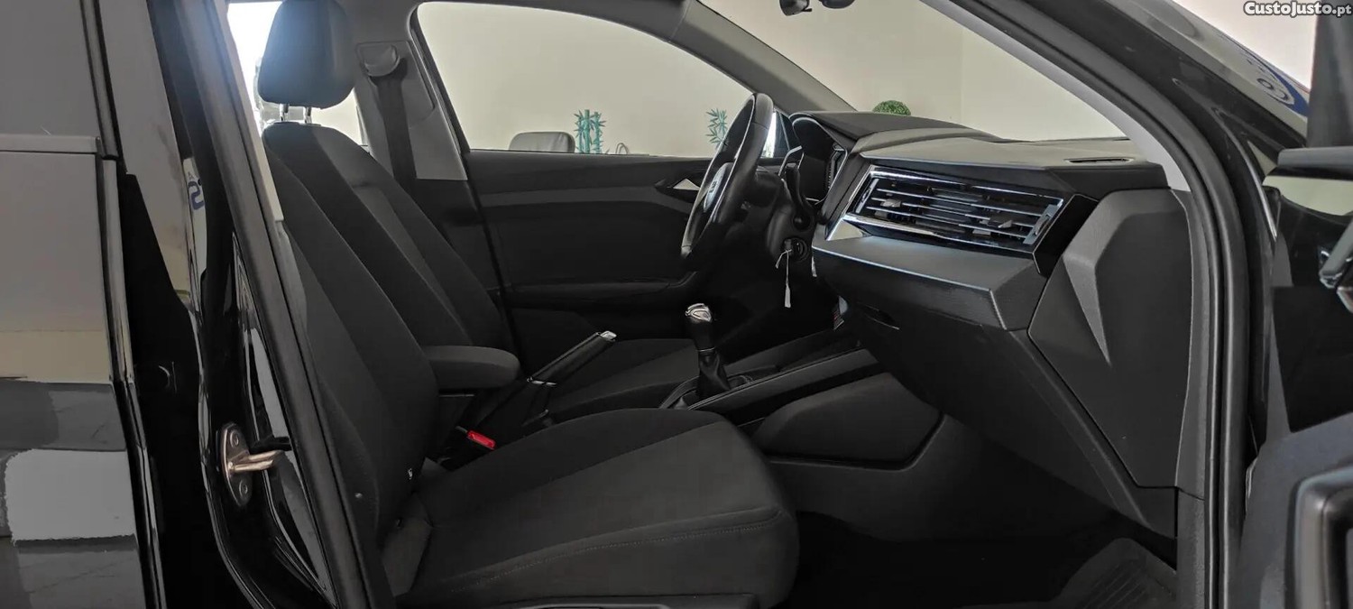 Audi A1 25 TFSI — fotografia 9