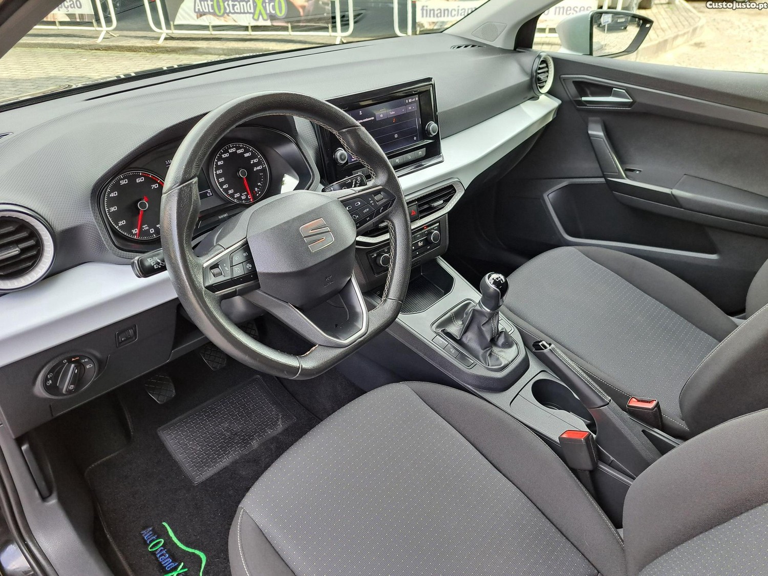 SEAT Ibiza 1.0 TSI Reference — fotografia 23