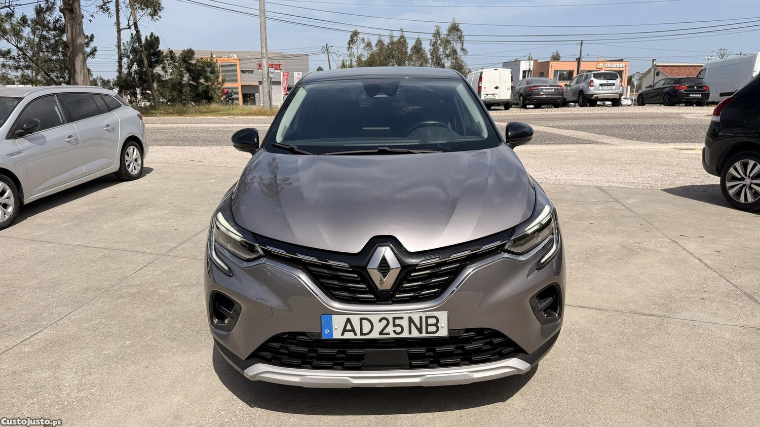 Renault Captur 1.6 E-Tech Full Hybrid de 2020 — fotografia 17