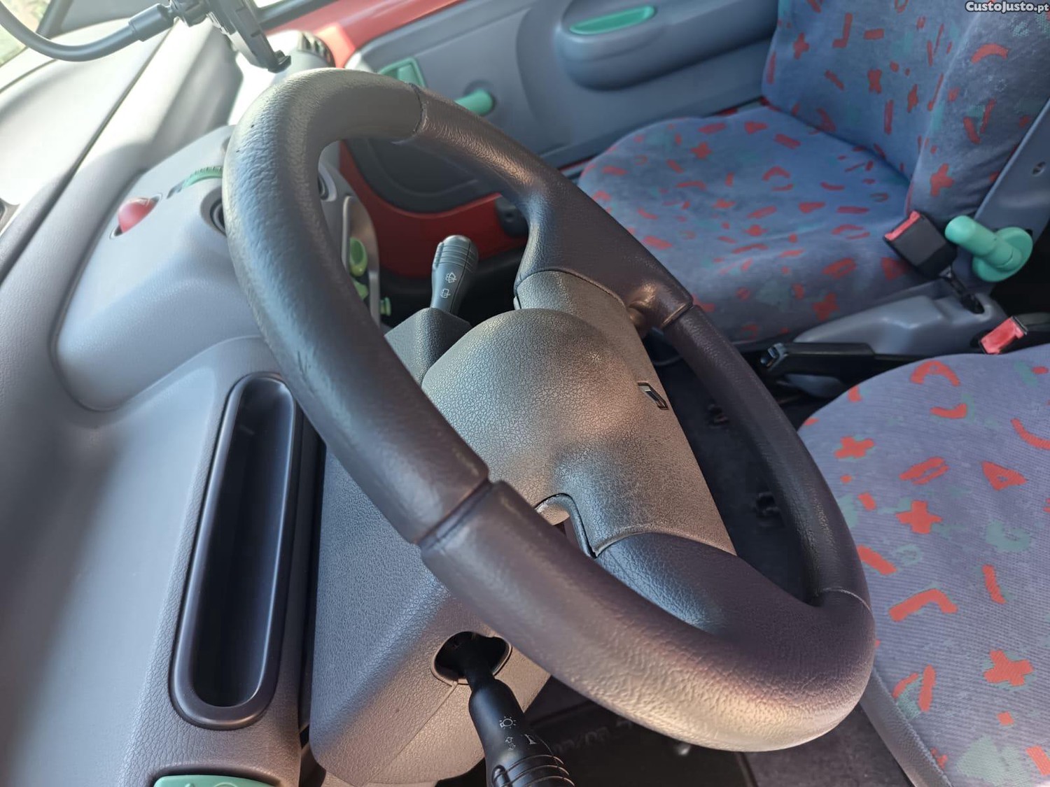 Renault Twingo 1.2 1993 — fotografia 8