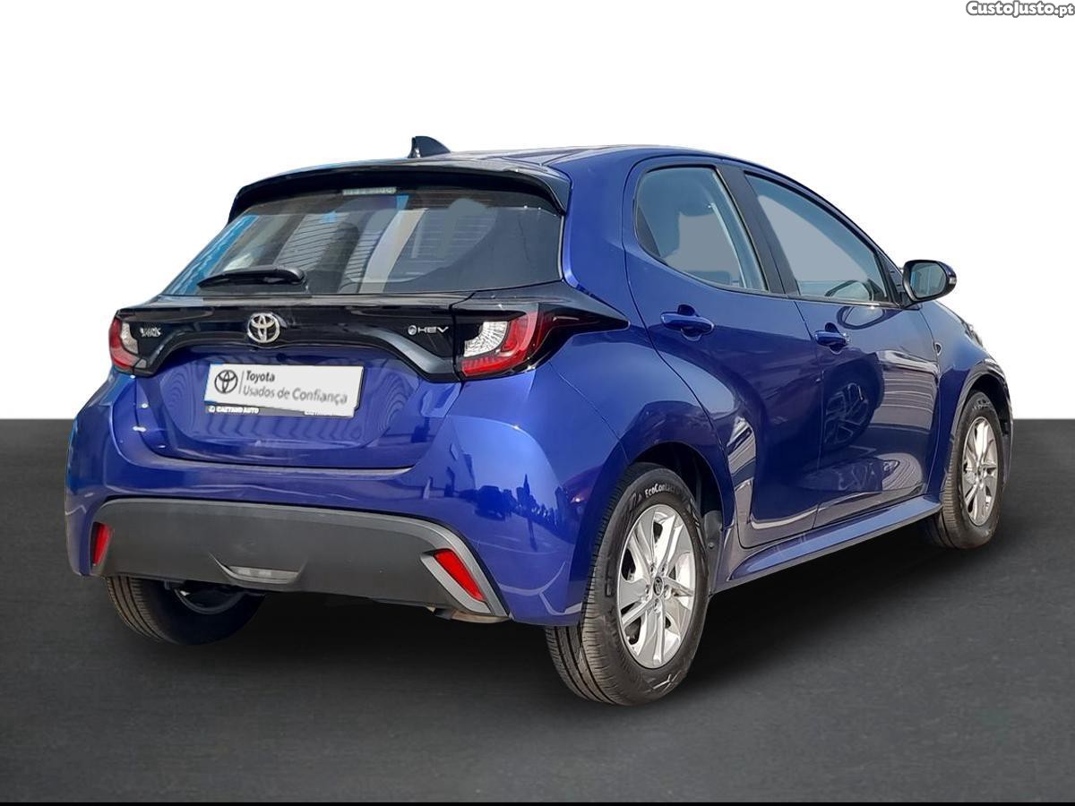 Toyota Yaris 1.5 HDF Comfort Plus — fotografia 3