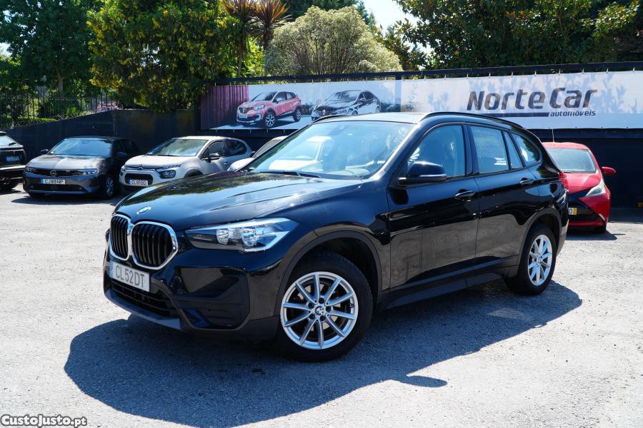 BMW X1 16 d sDrive Advantag — fotografia 13