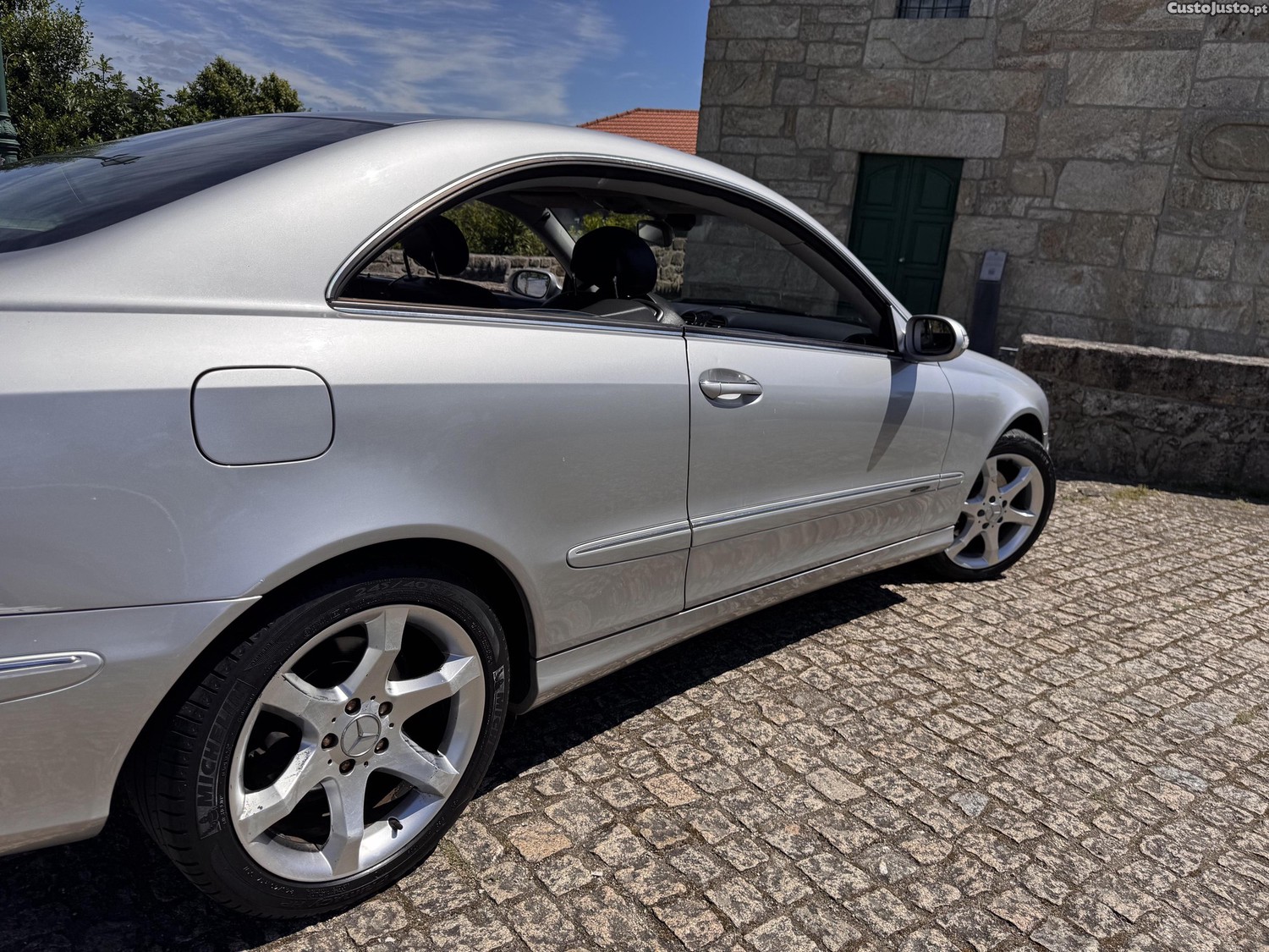 Mercedes-Benz Classe CLK CDI — fotografia 8