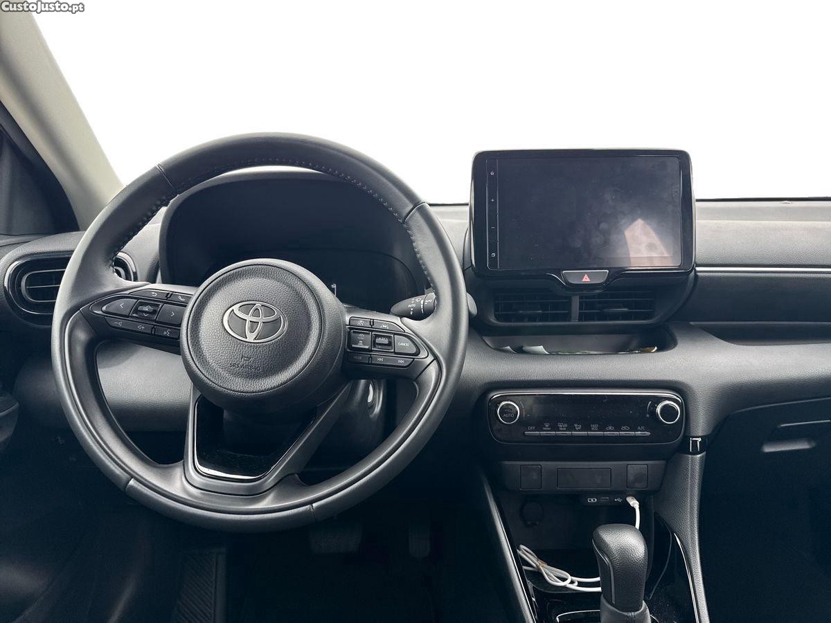 Toyota Yaris 1.5 HDF Exclusive — fotografia 6