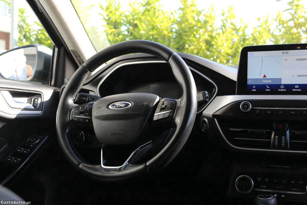 Ford Focus SW 1.5 TDCi EcoBlue Connected — fotografia 6