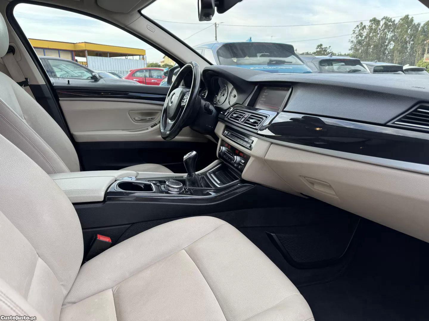 BMW 518 D line luxury — fotografia 18