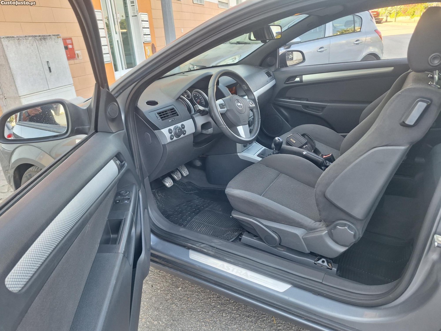Opel Astra 1700 CDTI — fotografia 5