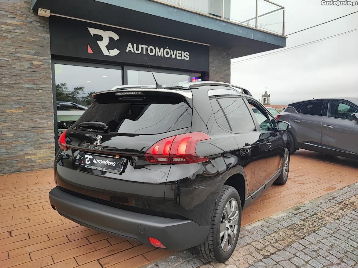 Peugeot 2008 Style 1.2 — fotografia 8