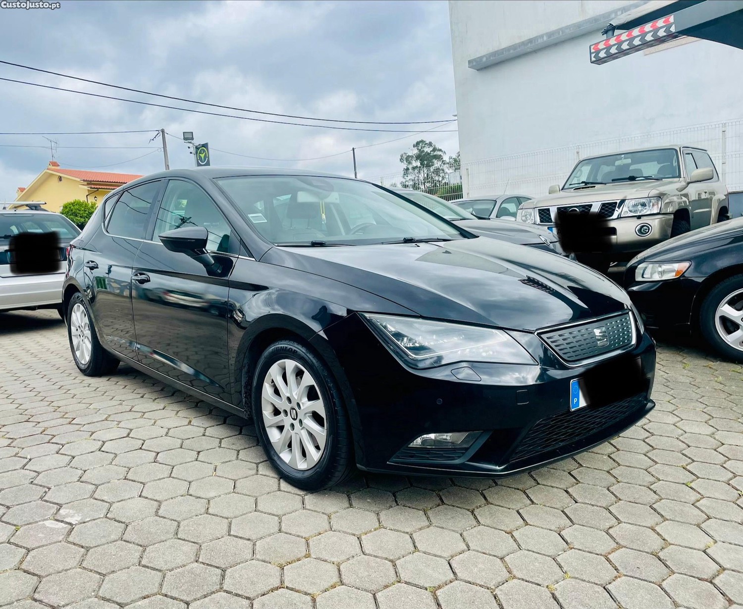 SEAT Leon 1.6 TDi Reference Ecomotive — fotografia 14
