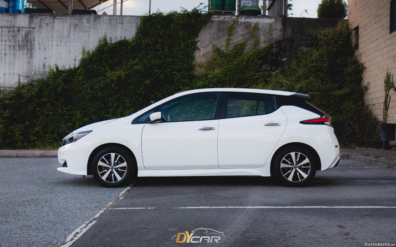 Nissan  Leaf 40kwh - 21 — photo 4