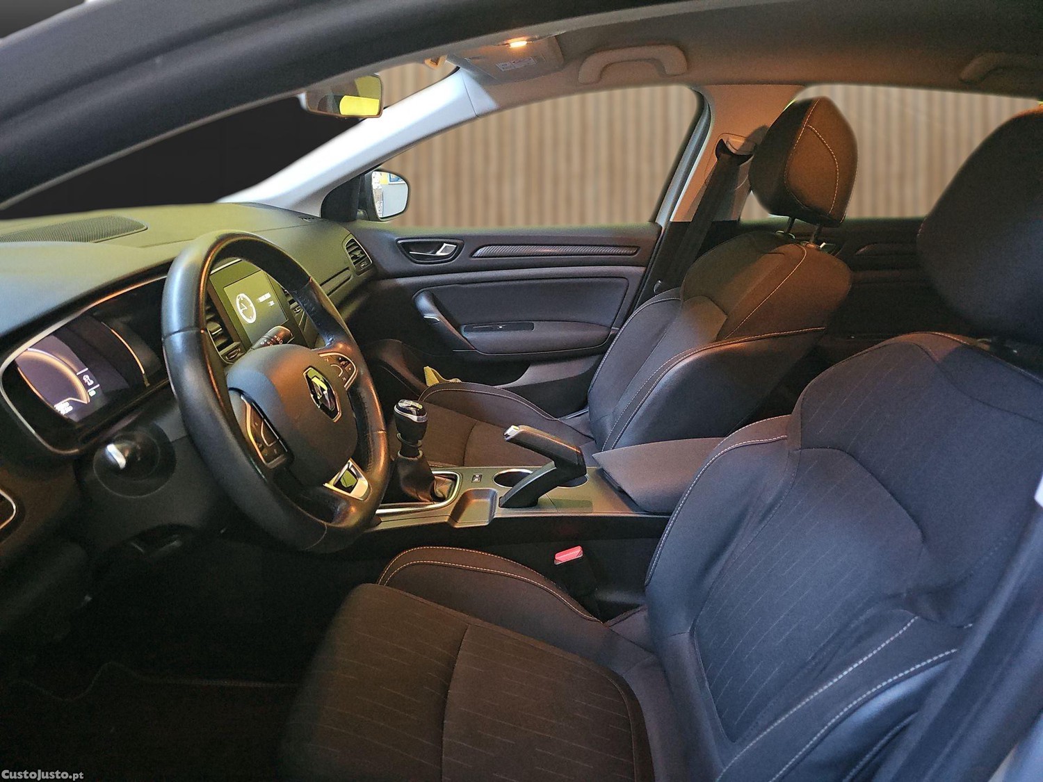 Renault Mégane ST 1.5 dCi — fotografia 8