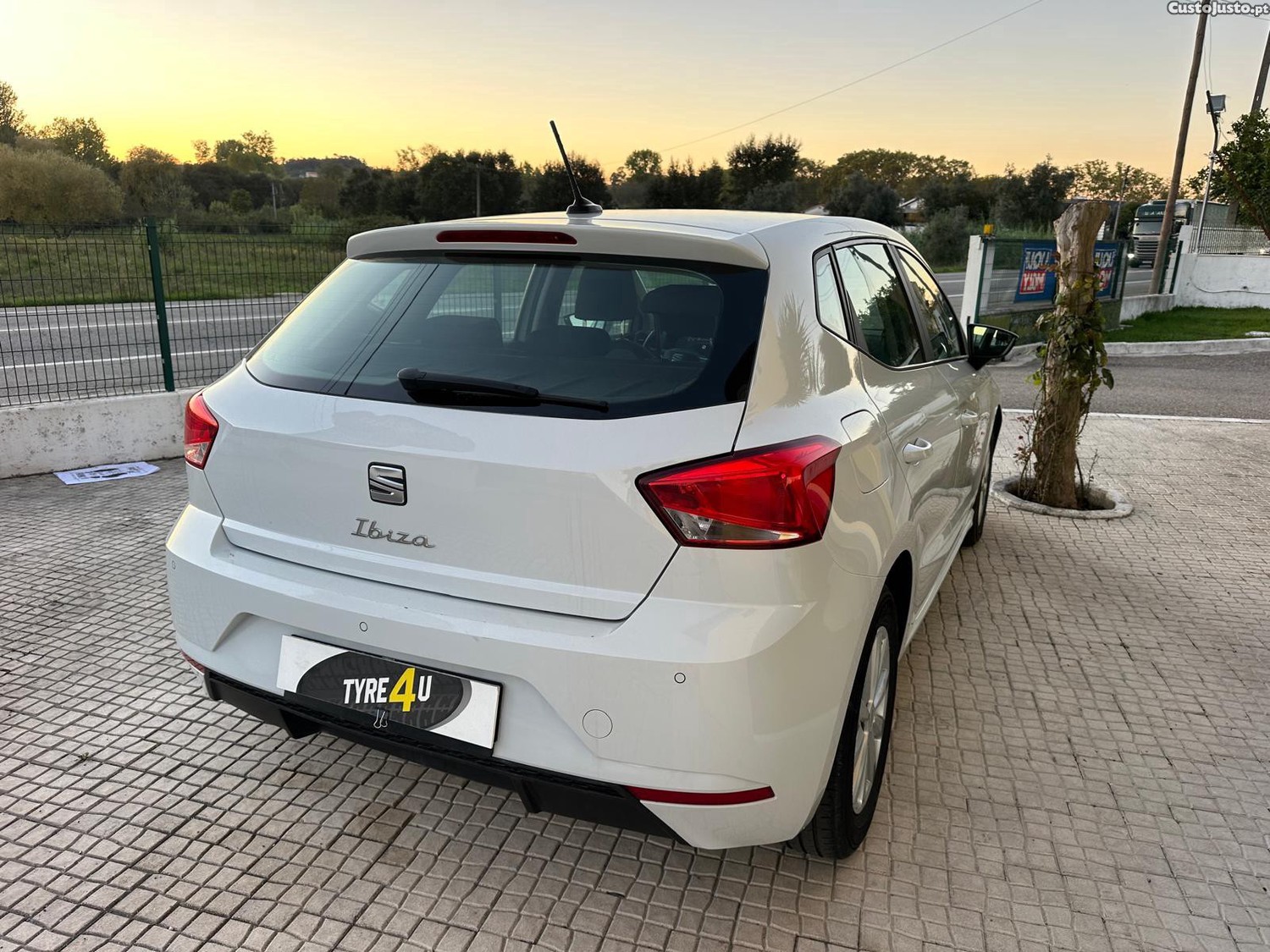 SEAT Ibiza 1.0 TSI Style — fotografia 13