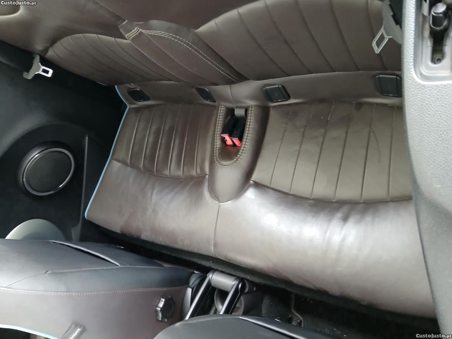 MINI Cooper D Cabrio — photo 3