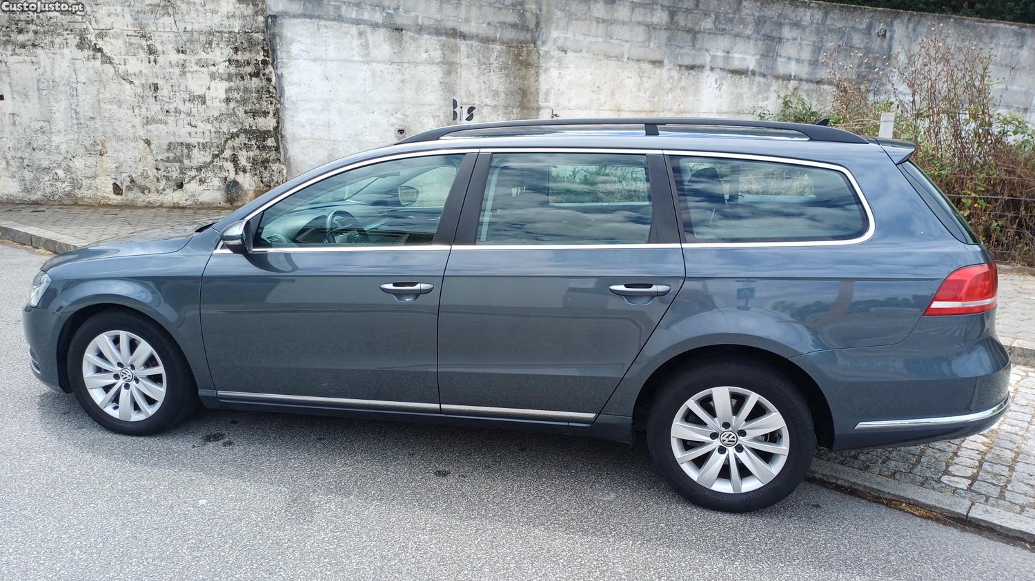 Volkswagen Passat 1.6 Tdi — fotografia 5