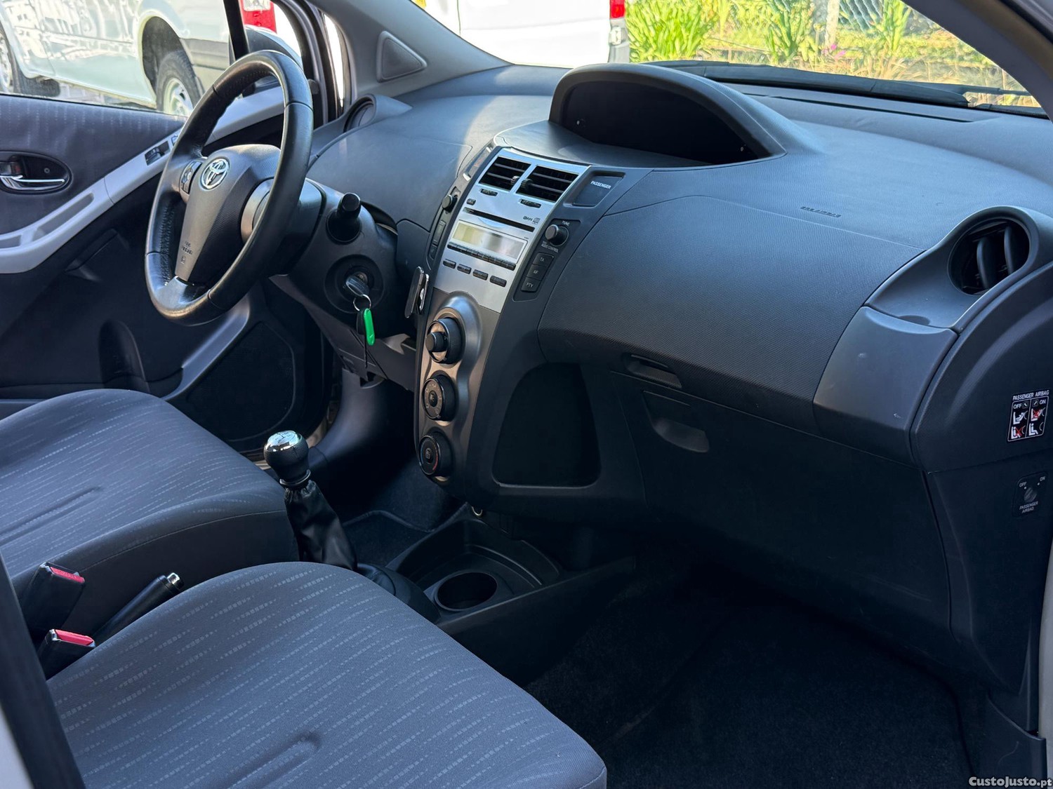 Toyota Yaris 1.4 D4D — fotografia 4