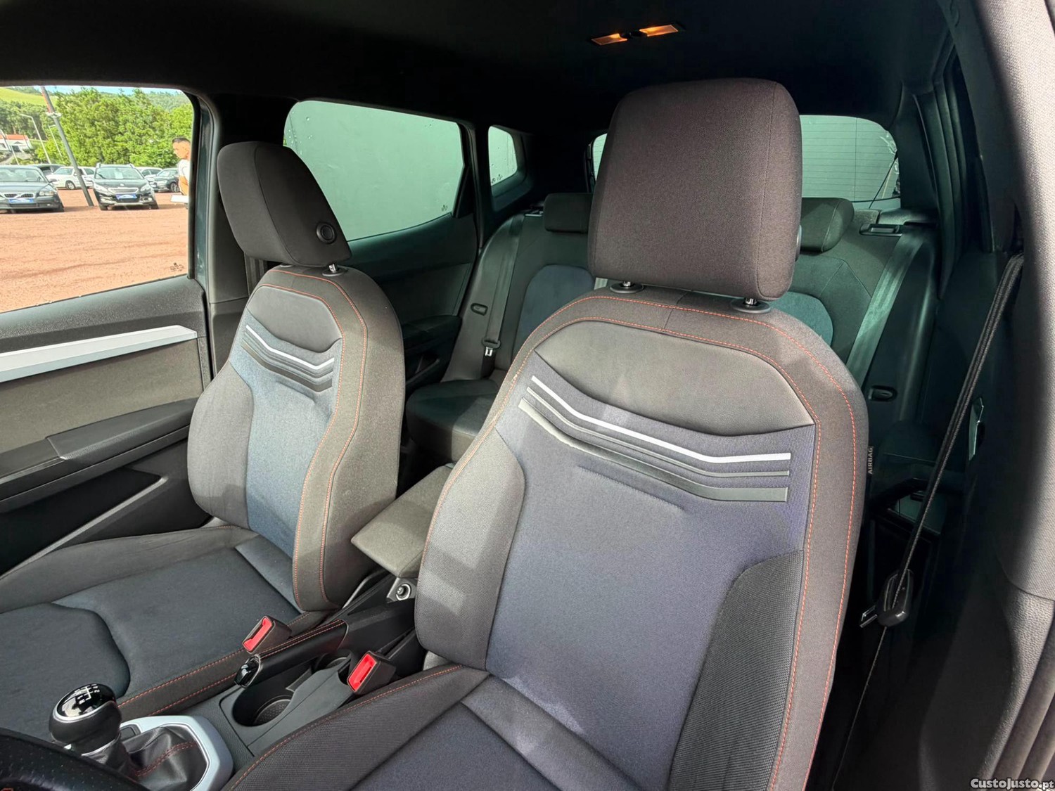 SEAT Arona FR 1.0 TSI 110 CV — fotografia 7