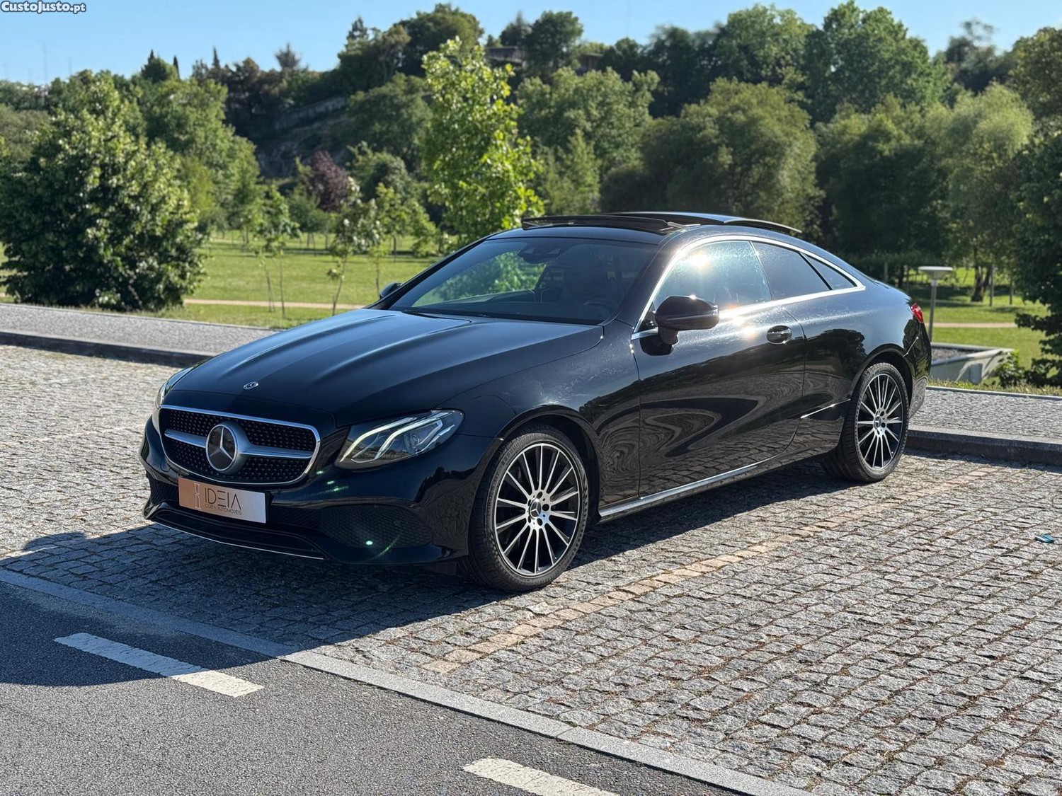 Mercedes-Benz E 220 Coupe 9G-TRONIC Line — fotografia 9