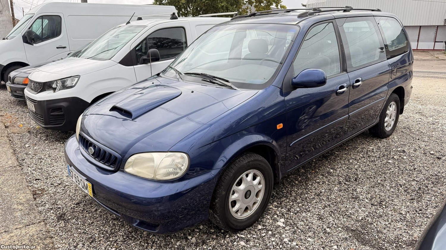 Kia Carnival 2.9 TDI de 2000 — fotografia 12