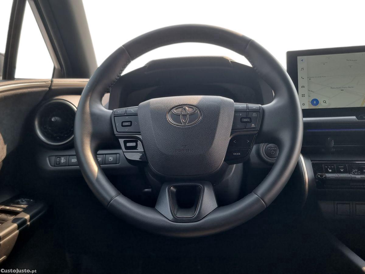 Toyota C-HR 2.0 HDF Plug-in Lounge — fotografia 8