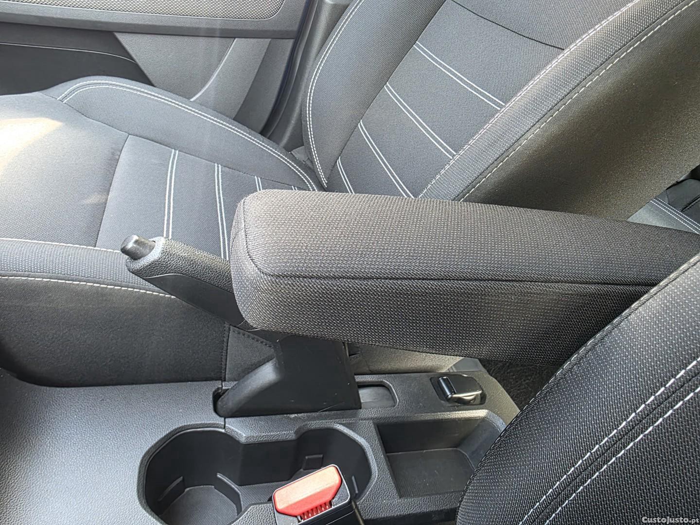 Dacia Sandero 1.0 TCe Comfort — fotografia 10