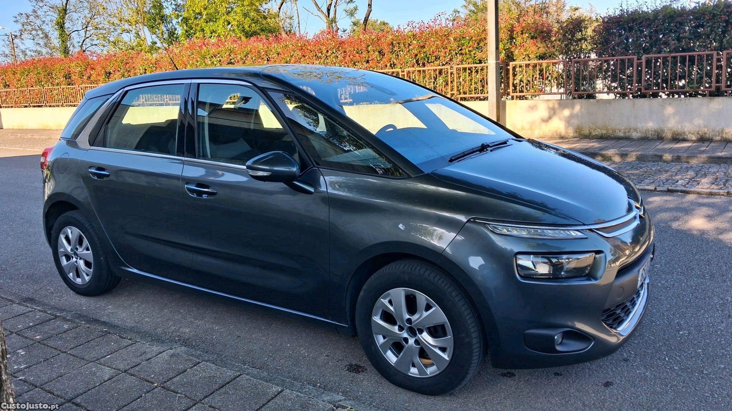 Citroën C4 Picasso 1.6 HDI 115 cv — fotografia 10