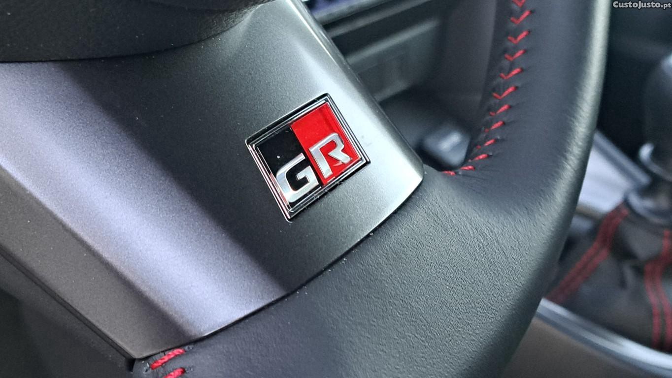 Toyota Yaris GR 1.6 T Extreme Premium (nacional c/ 10.500 km) — fotografia 6