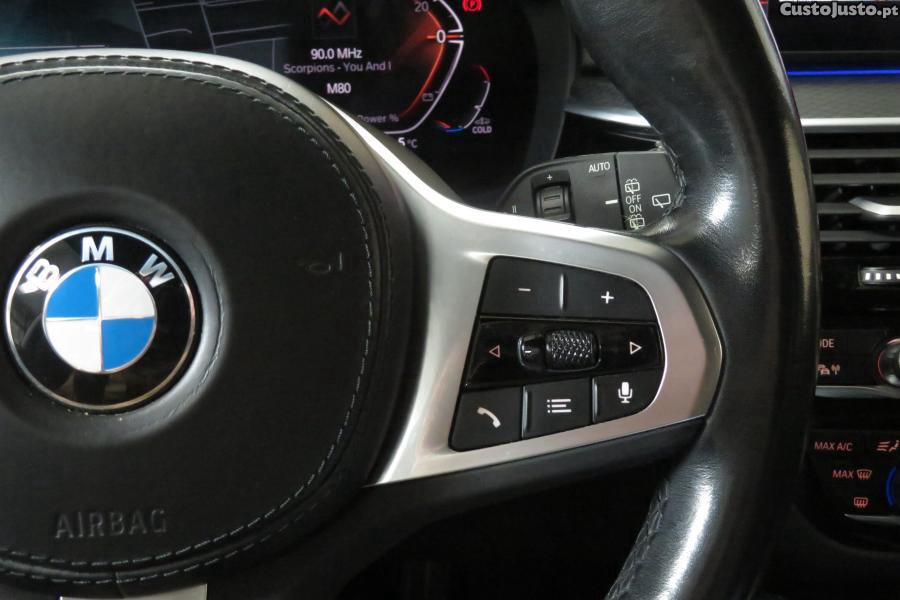 BMW 520 d Pack Desportivo M — fotografia 20