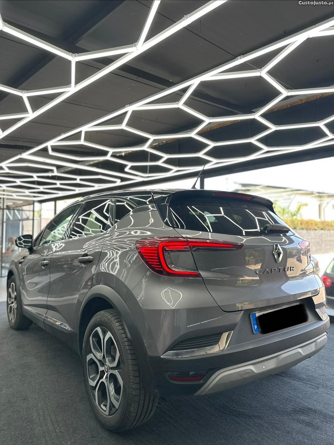 Renault Captur 2022 — fotografia 4