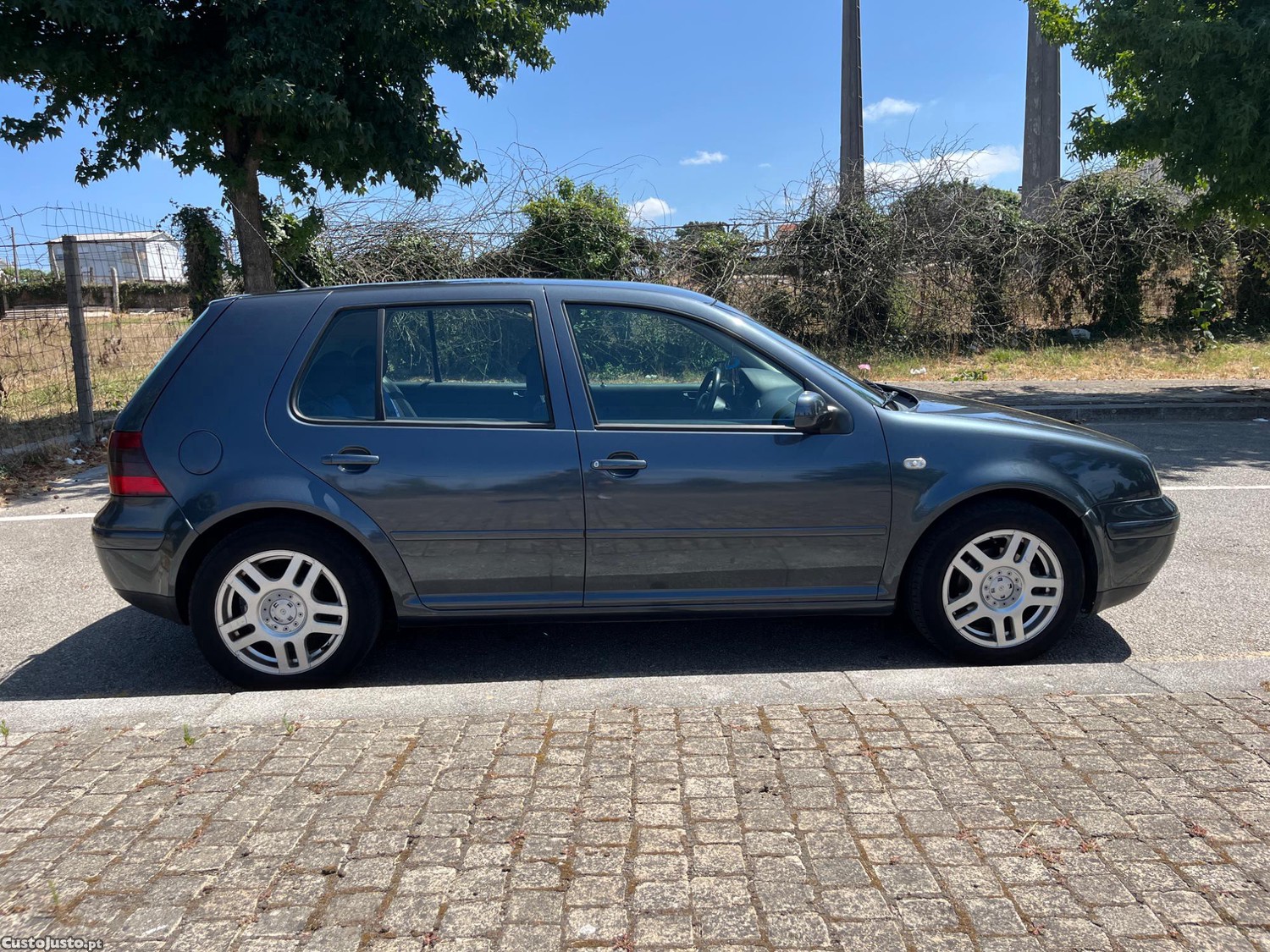 Volkswagen Golf 1.9 TDI 110 - 25 anos — fotografia 5