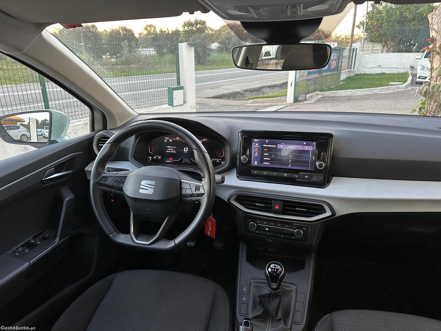 SEAT Ibiza 1.0 TSI Style — fotografia 3