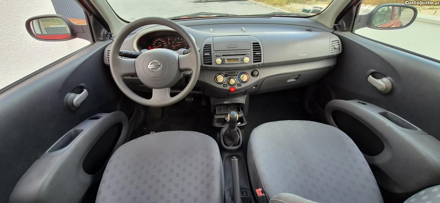 Nissan Micra 1.0 Gasolina — fotografia 4